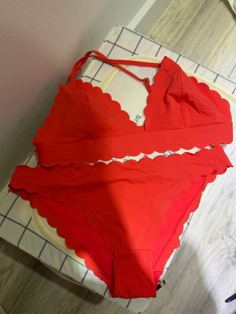 H&M Red Scalloped Bikini Set